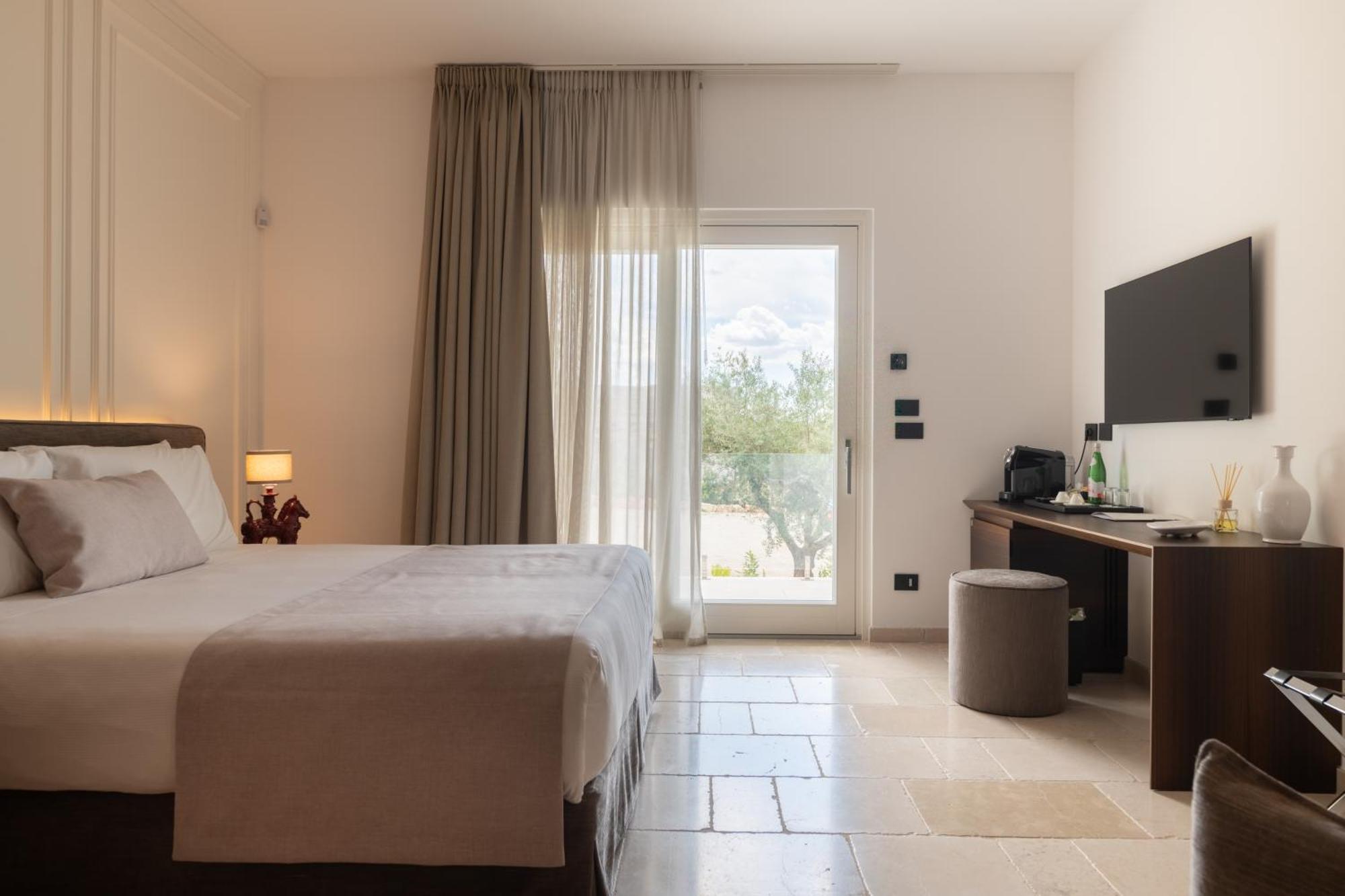 Essenza Relais Contemporaneo Frühstückspension Cisternino